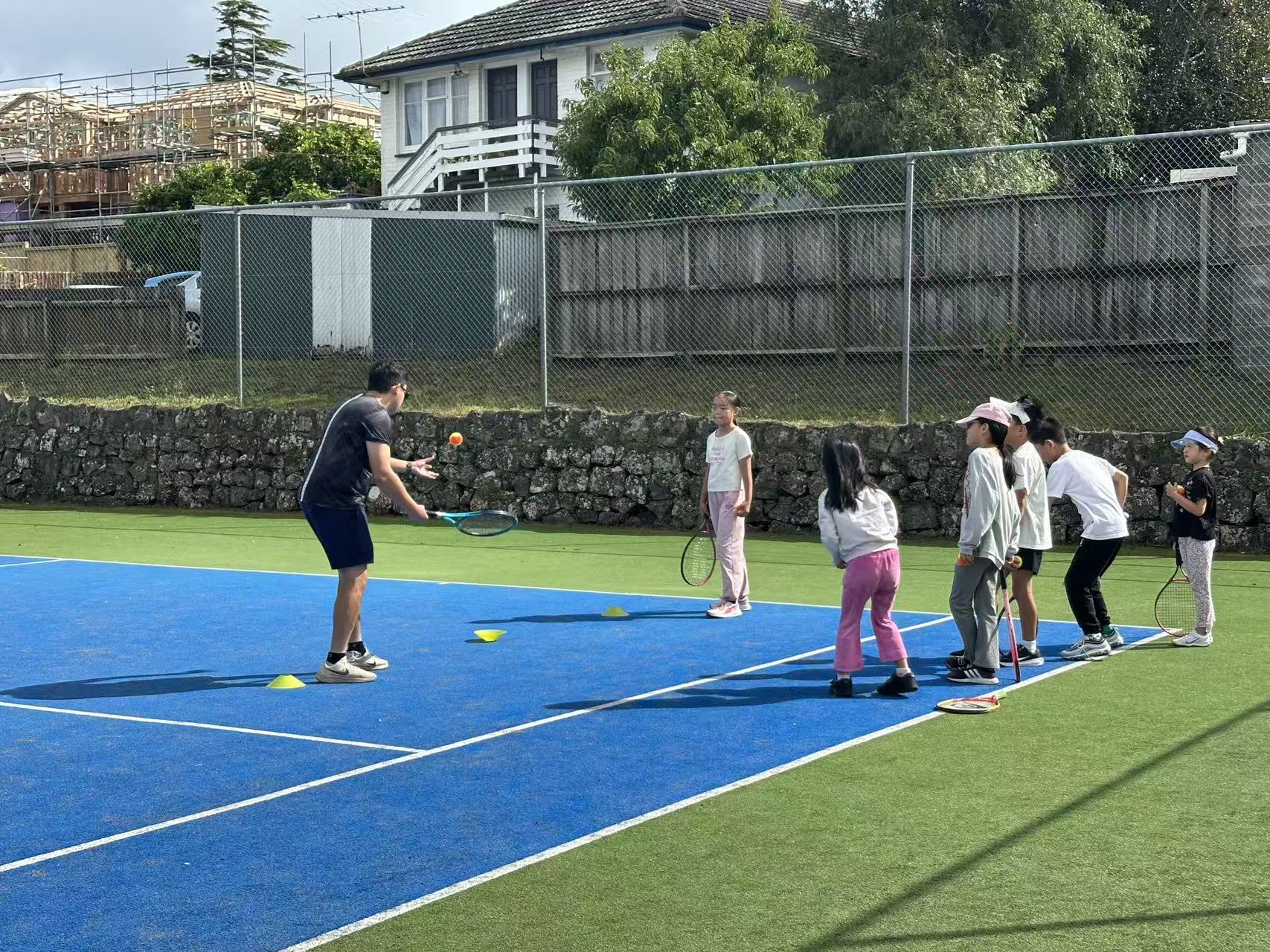 Junior Tennis - Image 4